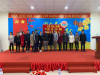Các thành viên tổ hợp tác phát triển sản xuất chăn nuôi Thị trấn Tà Lùng