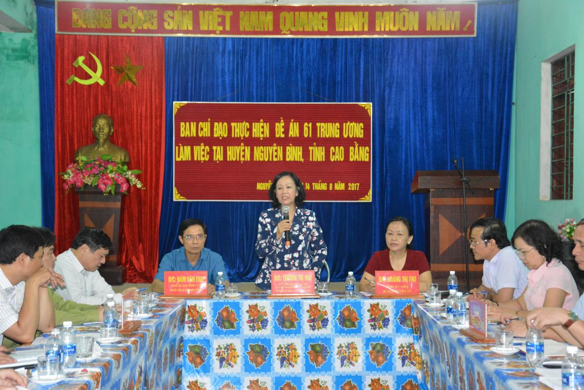 Đồng chí Trương Thị Mai, Ủy viên Bộ Chính trị, Bí thư Trung ương Đảng, Trưởng Ban Dân vận Trung ương phát biểu tại buổi làm việc