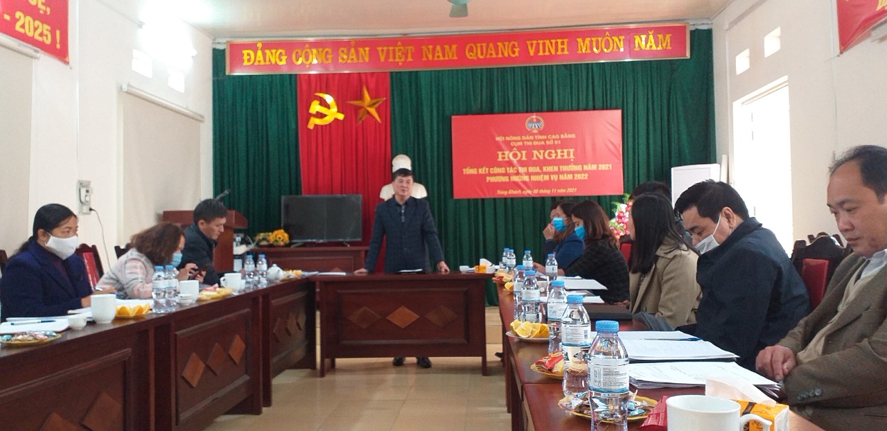 Đồng chí Triệu Lưu Cương Phó chủ tịch Hội Nông dân tỉnh phát biểu chỉ đạo Hội nghị