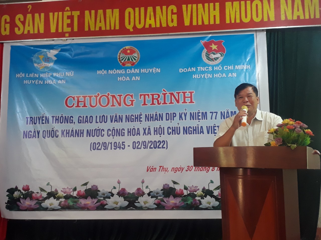 Đồng chí Trần Lã Dũng, Chủ tịch Hội nông dân huyện phát biểu tại buổi truyền thông