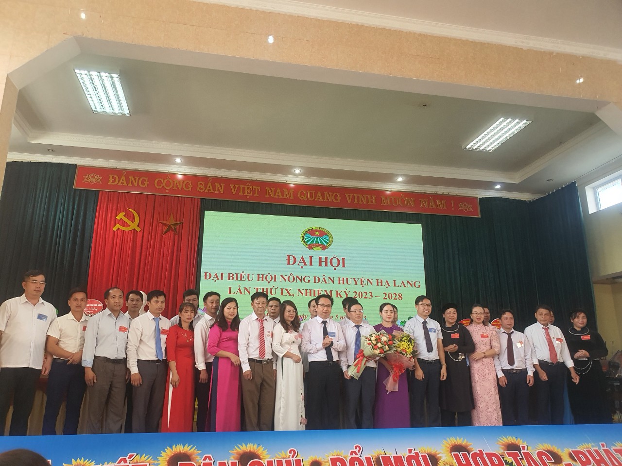 Ban chấp hành Hội Nông dân huyện Hạ Lang khóa IX, nhiệm kỳ 2023 2028 ra mắt đại hội