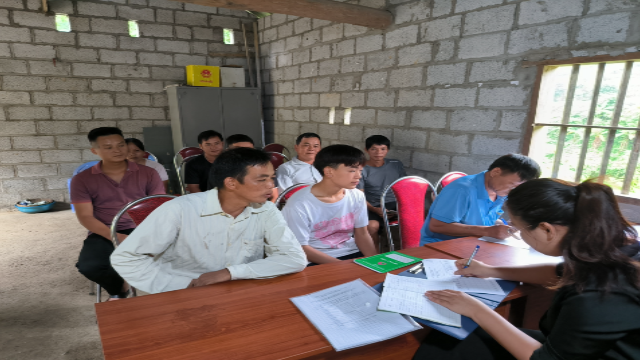     Đoàn KT, GS Hội Nông dân tỉnh, kiểm tra giám sát tại Tổ TK & VV  xóm Thái Thông, xã Thắng Lợi.