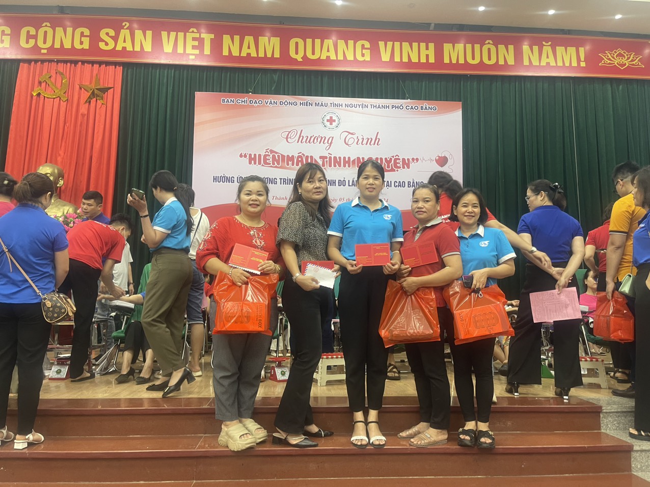 Hội viên nông dân thành phố Cao Bằng tham gia Chương trình hiến máu tình nguyện năm 2024