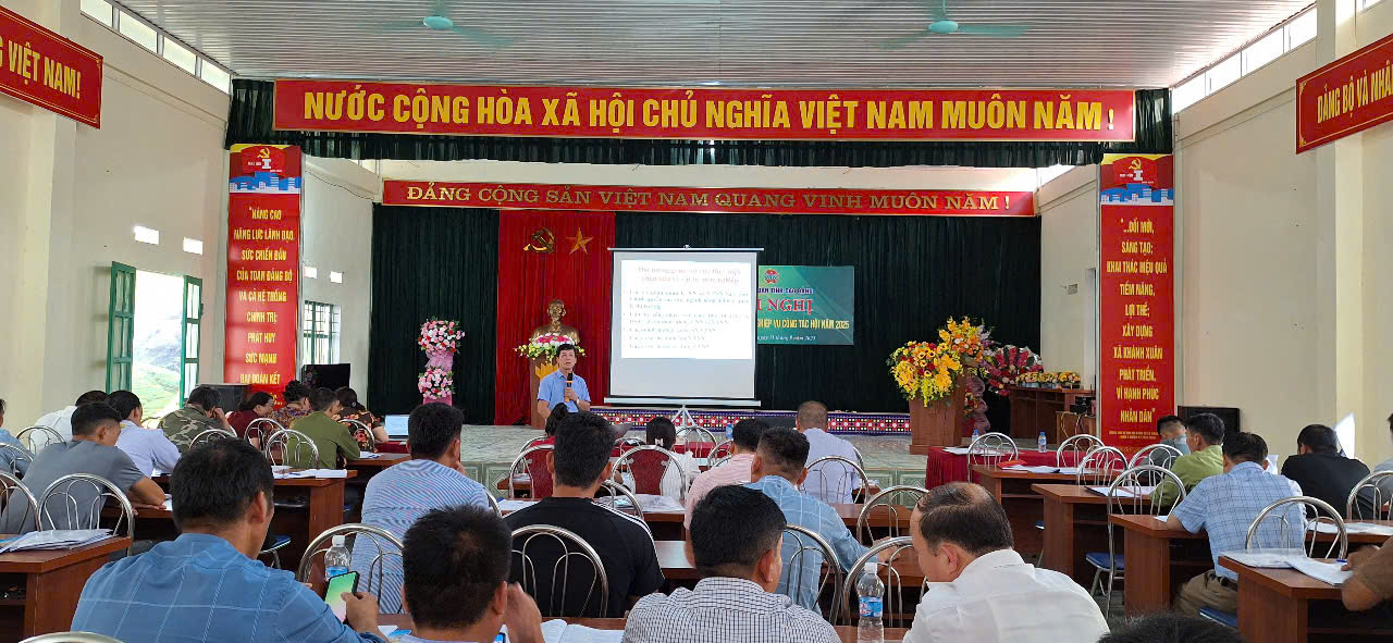 Hội Nông dân xã Xuân Trường đẩy mạnh phối hợp tập huấn bồi dưỡng nghiệp vụ Công tác Hội cho các đồng chí Chi hội trưởng nông dân.