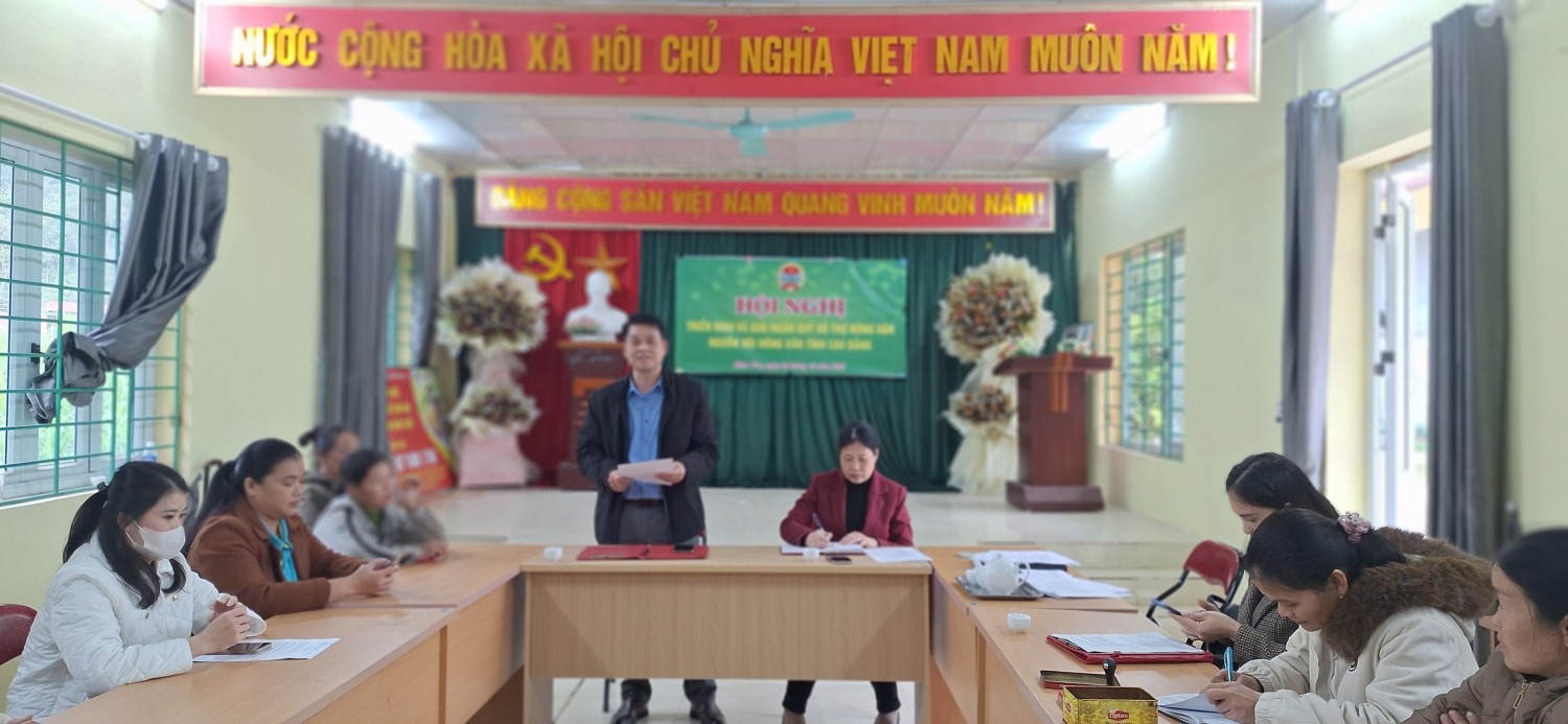 Hội nghị giải ngân Quỹ Hỗ trợ nông dân.