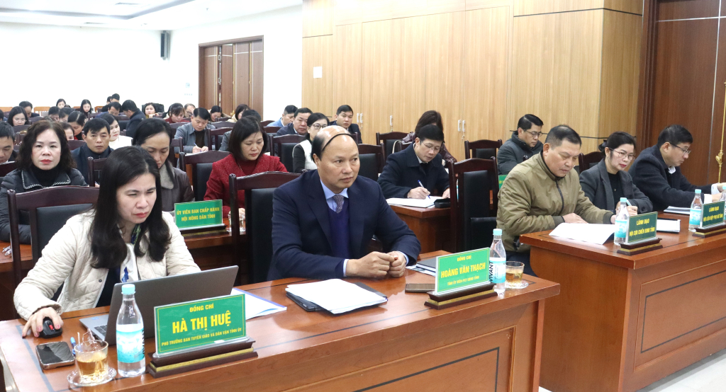 các đại biểu dự hội nghị