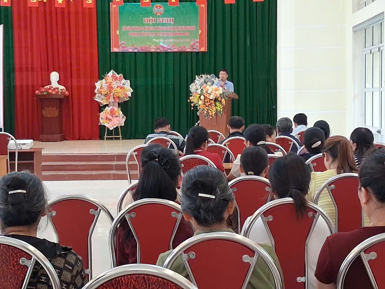 Triển khai lớp tập huấn nâng cao kiến thức, kỹ năng cho cán bộ, hội viên nông dân về thành lập Tổ hợp tác, Hợp tác xã năm 2026  trên địa bàn tỉnh Cao Bằng.